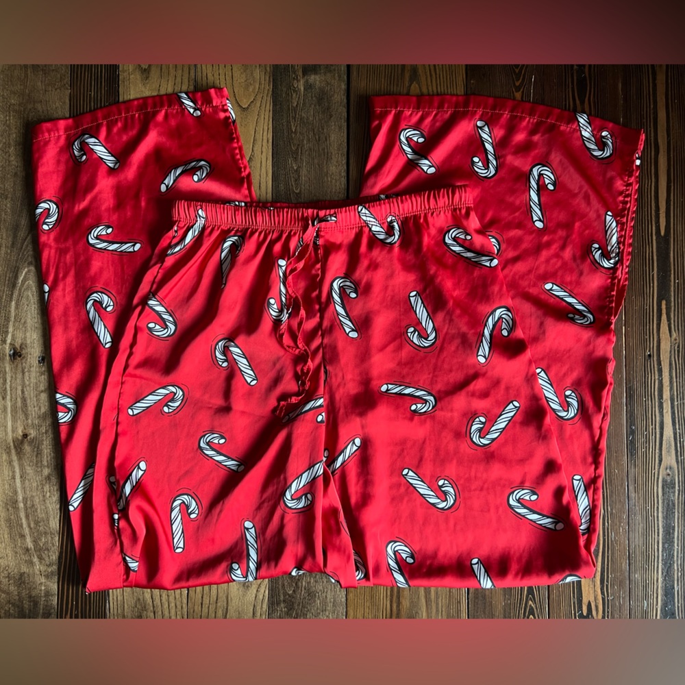 TAHARI • festive candy cane silky Pajama pants pj bottoms red wide leg Christmas